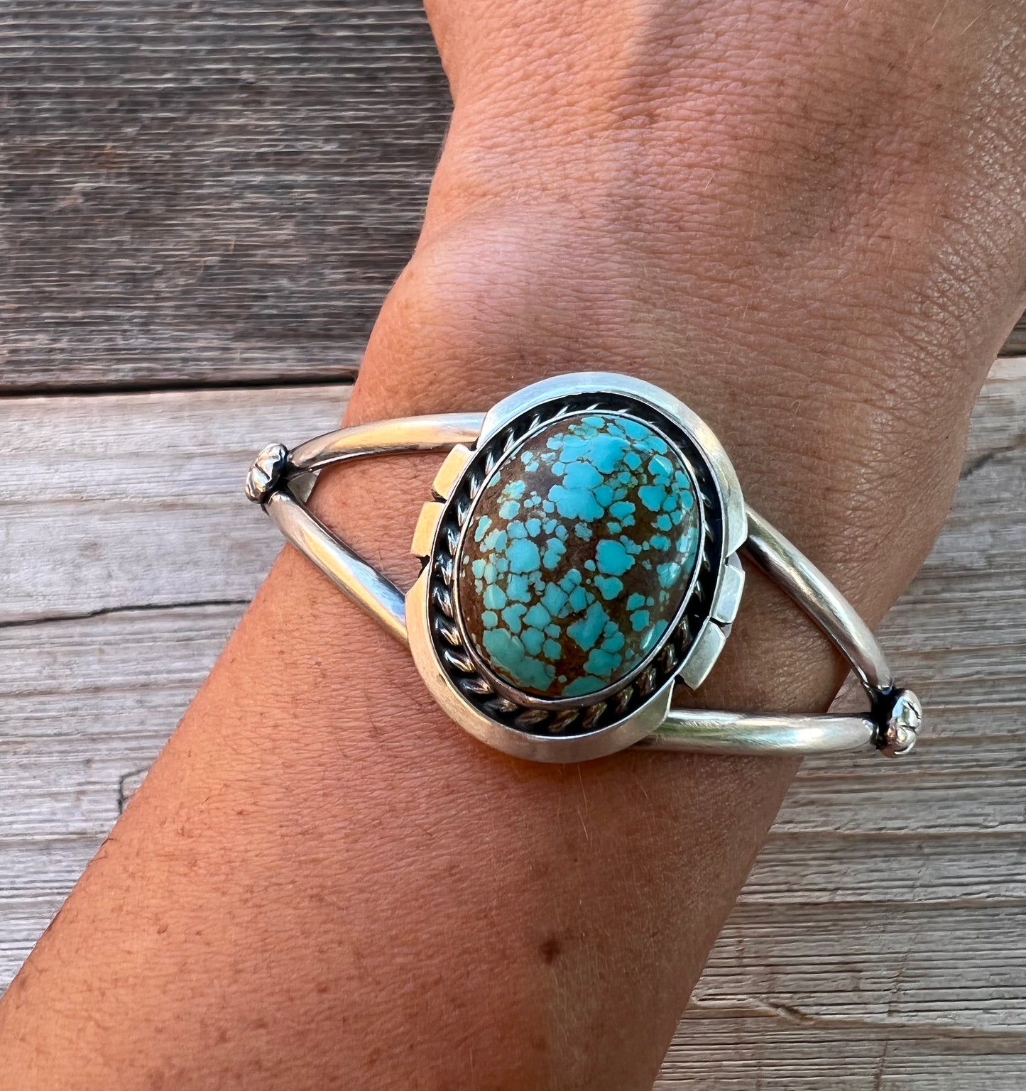 Single Stone Kingman Turquoise Bracelet