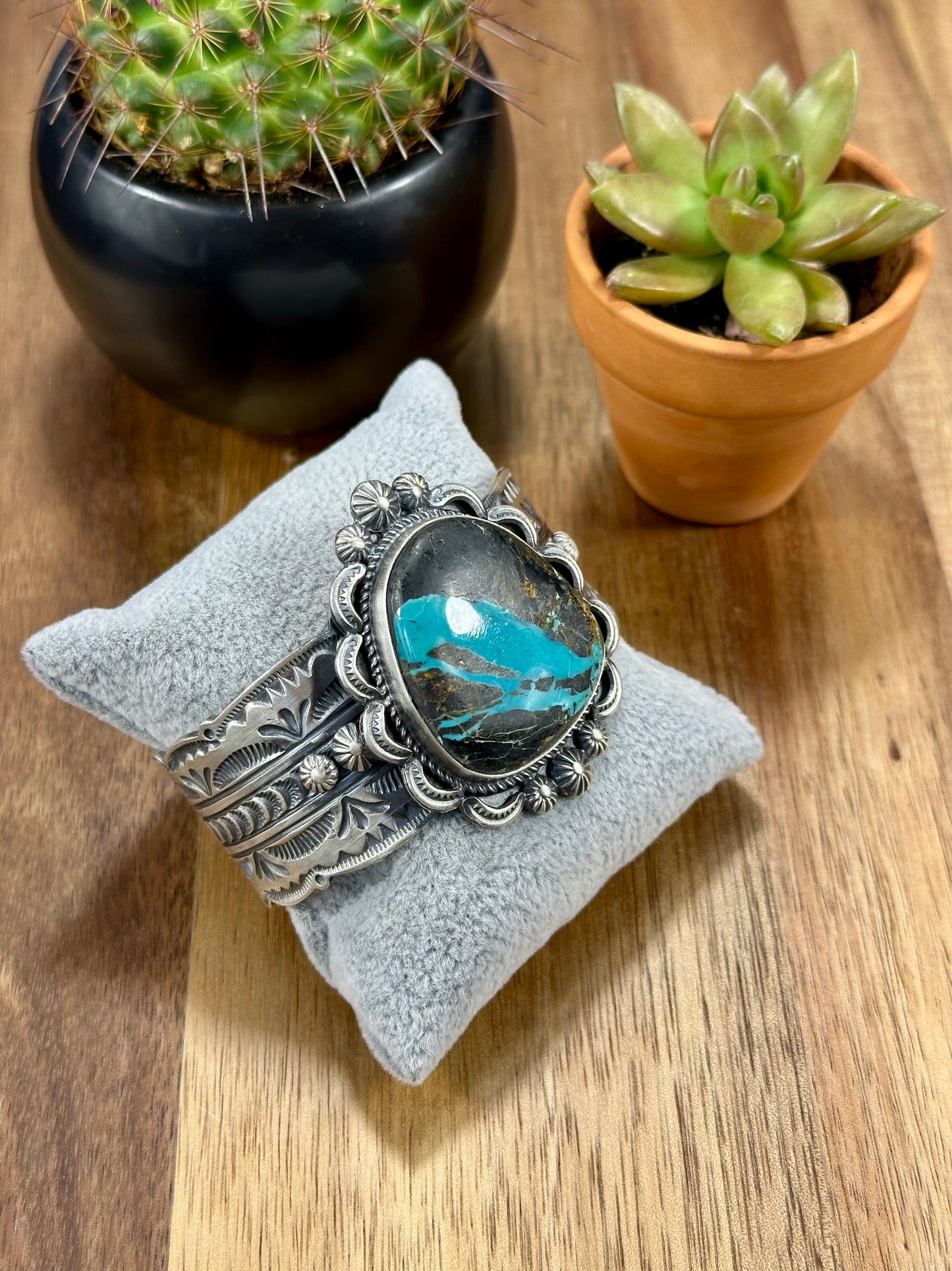 Blackjack Single Stone Sterling Silver Cuff