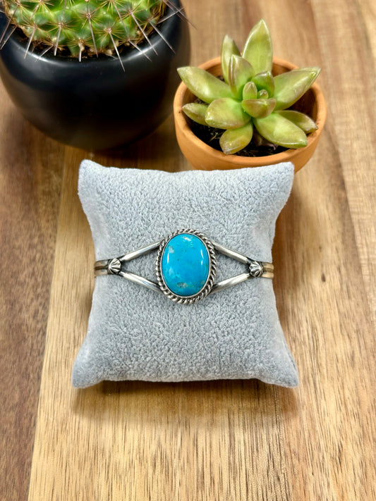 Kingman Turquoise Single Stone Sterling Silver Cuff