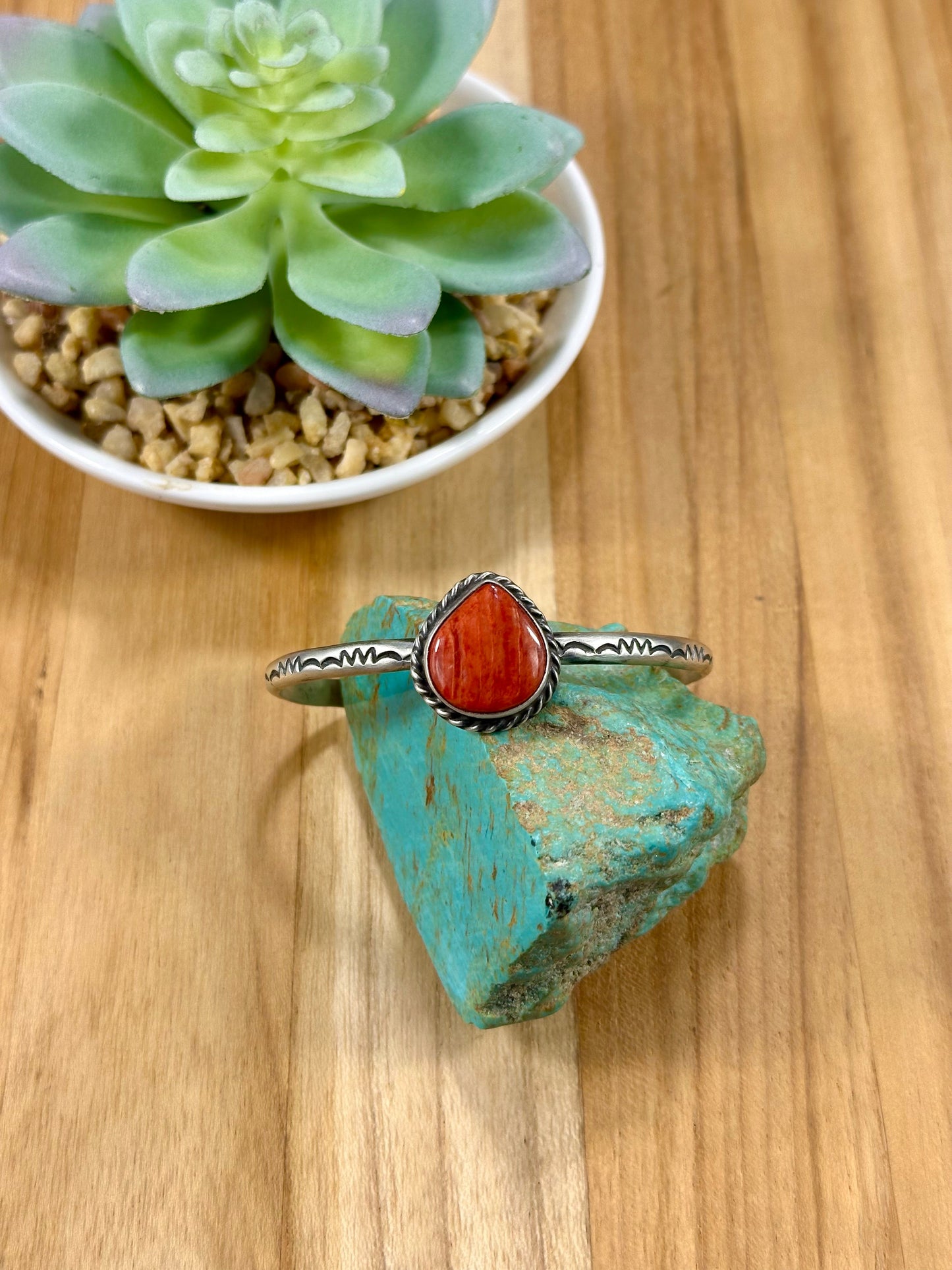Single Stone Red Spiny Tear Drop Cuff