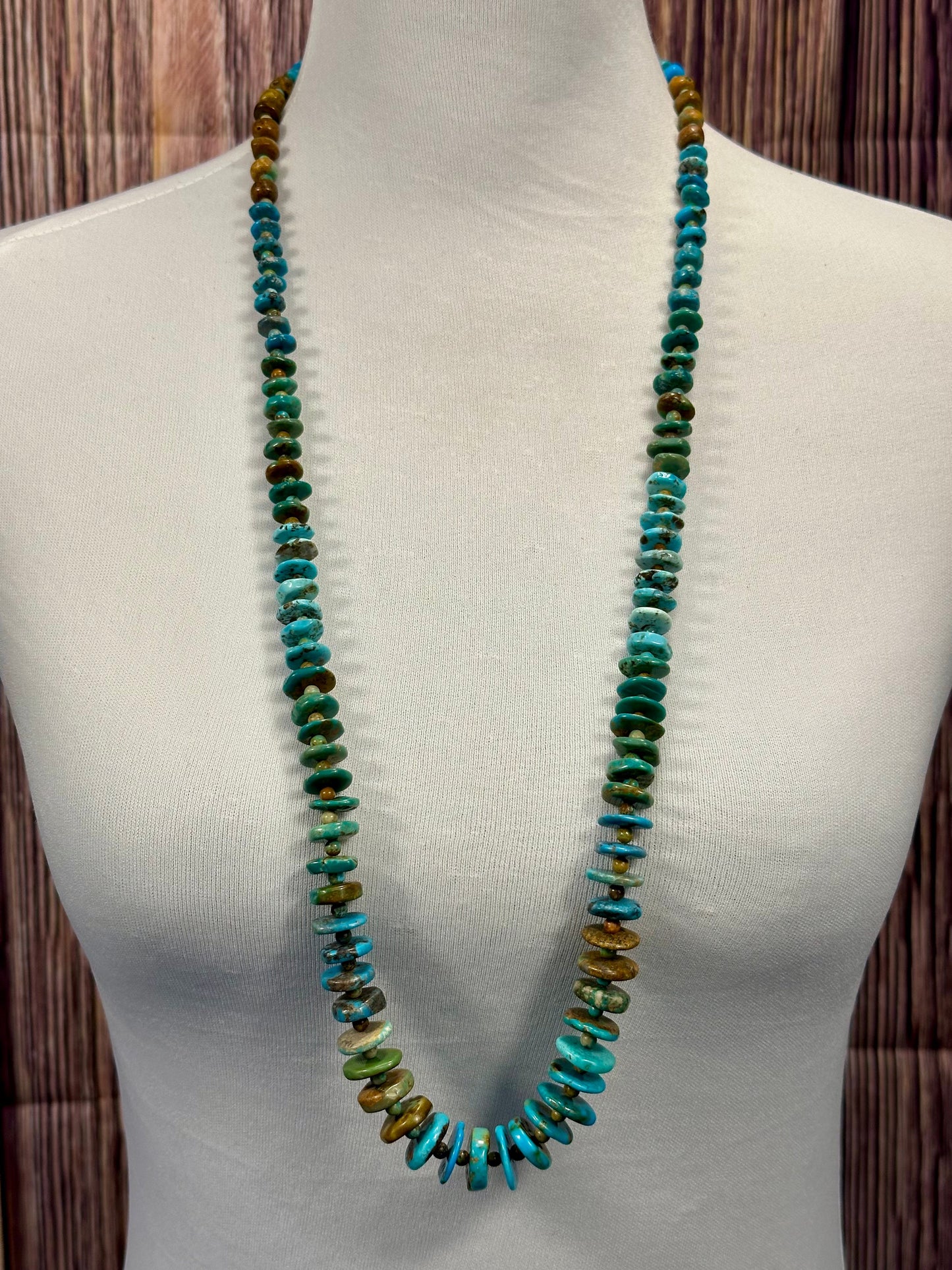 Kingman Turquoise Disc Chip Necklace