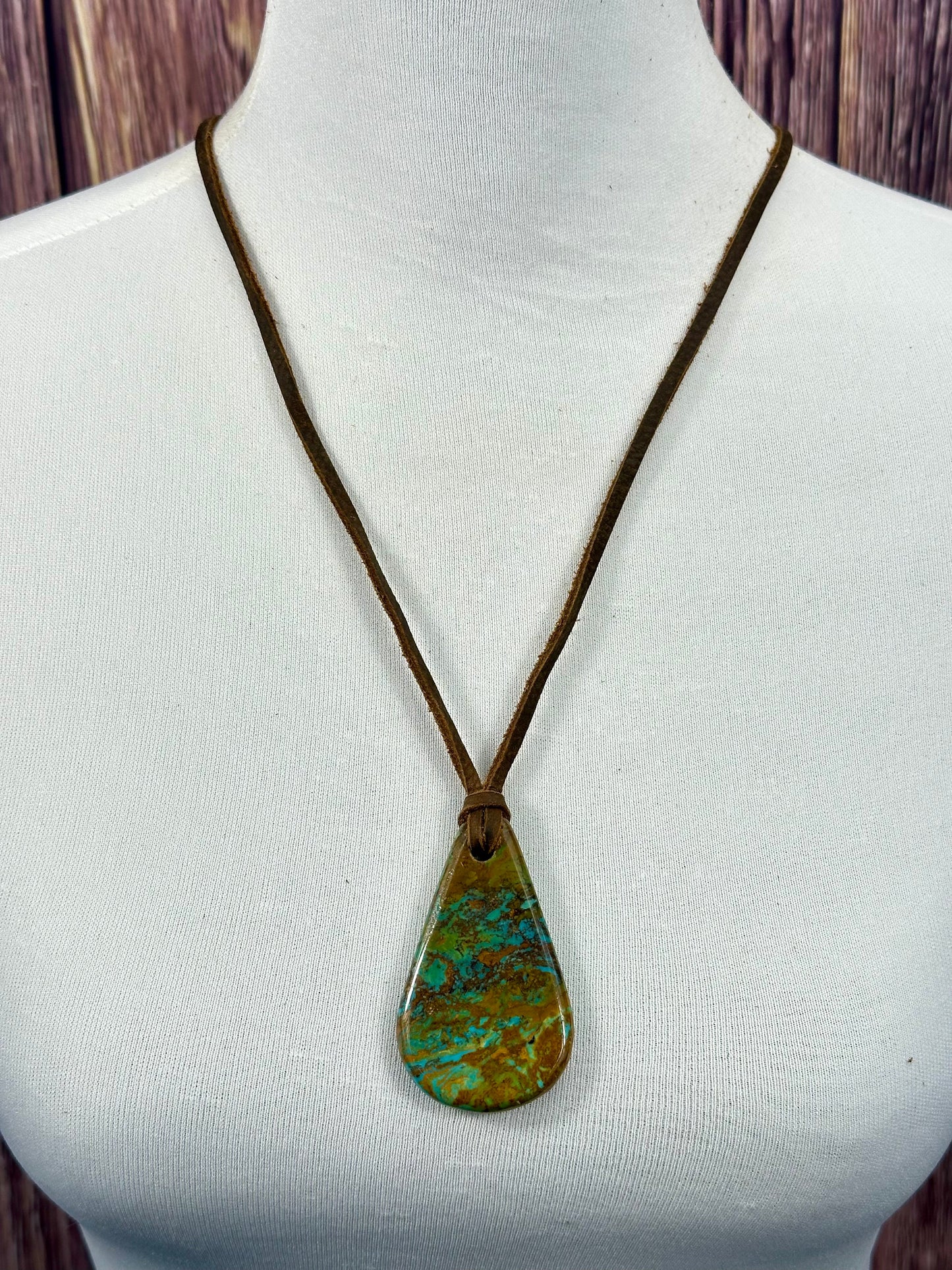 Leather Kingman Adjustable Slab Necklace
