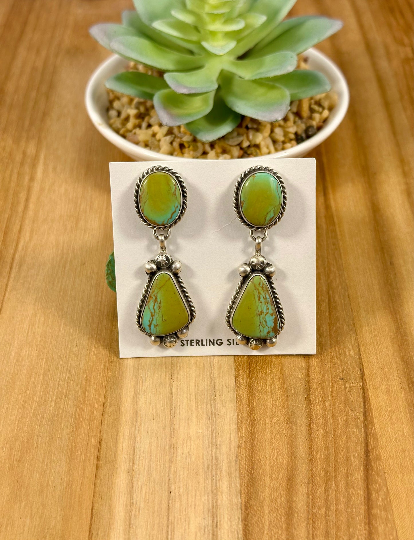 Kingman Turquoise Sterling Silver Lariat Set
