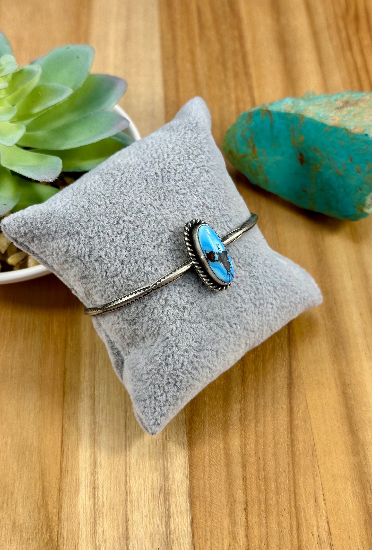 Golden Hills Single Stone Sterling Cuff