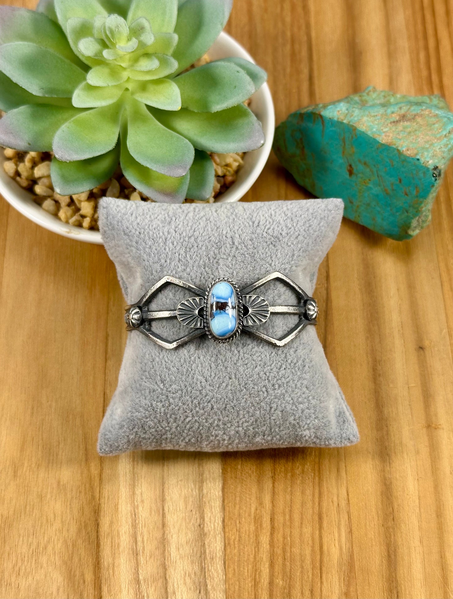 Golden Hills Single Stone Sterling Cuff