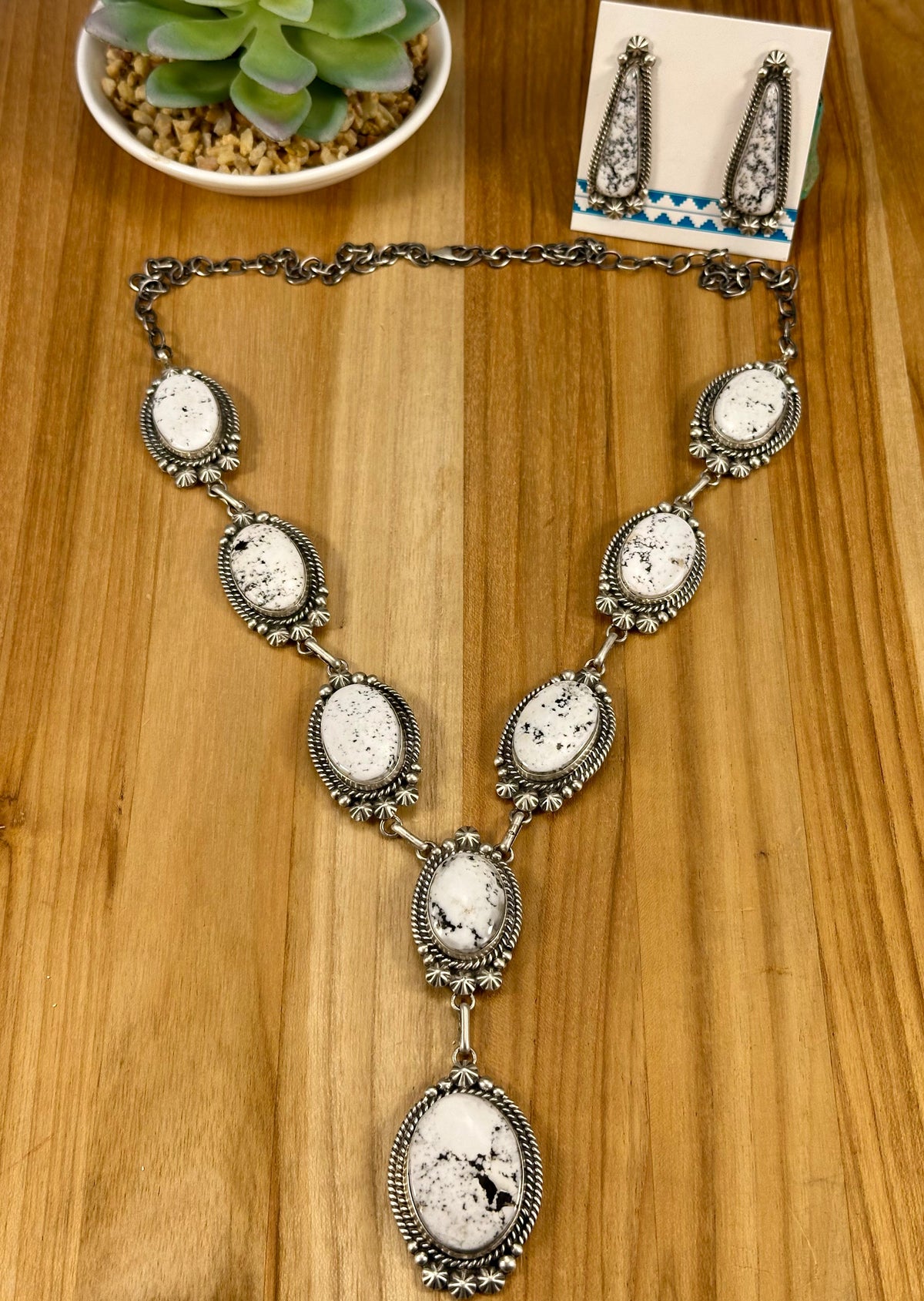 White Buffalo Sterling Lariat Necklace Set