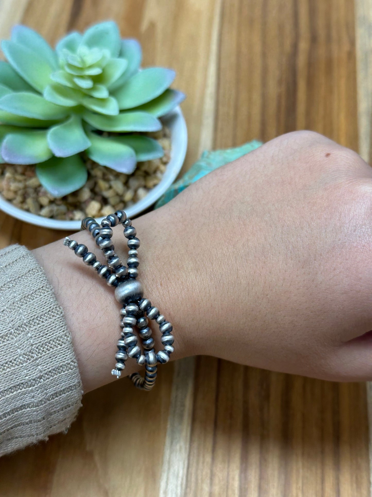8" Single Strand Sterling Pearl Bow Bracelet