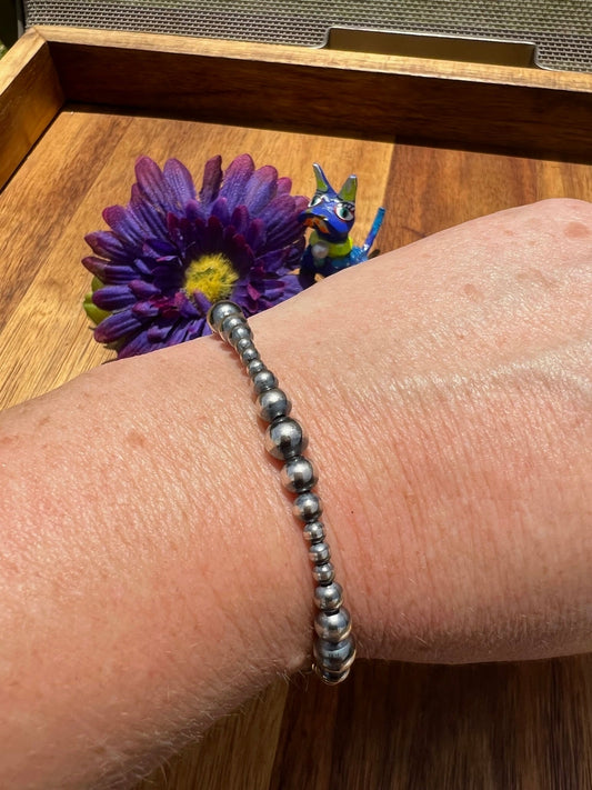 Varied Silver Pearl Bracelet